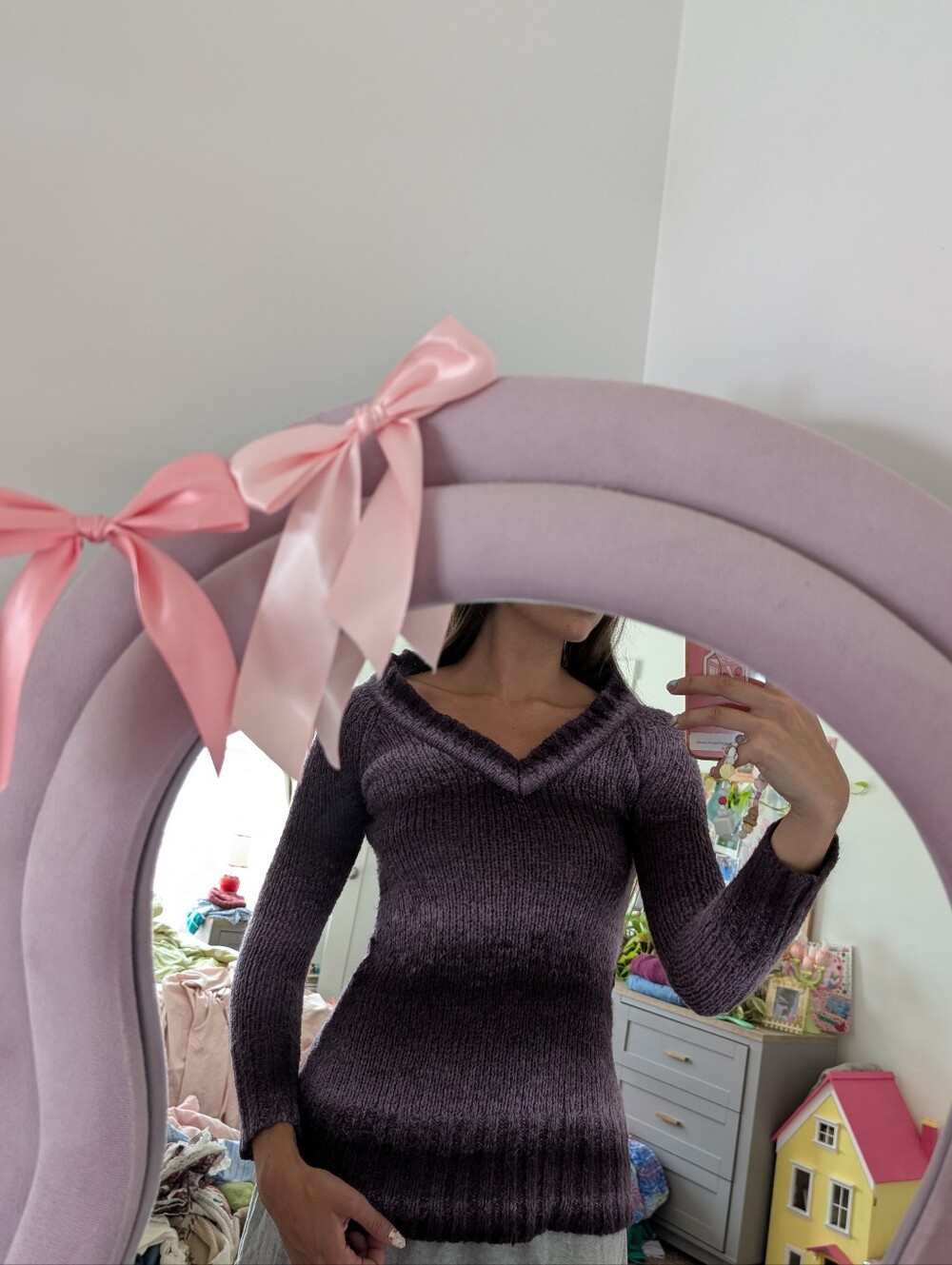 Vanity Deep Plum V-Neck Long Sleeve Sweater Size Small